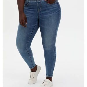 COPY - Nwt super lean jean leggings